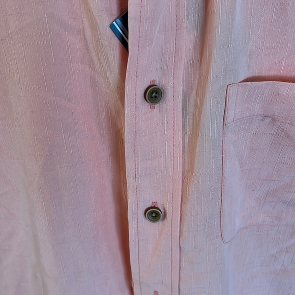 Roundtree and Yorke short sleeve button down shirt - Picture 2 of 6